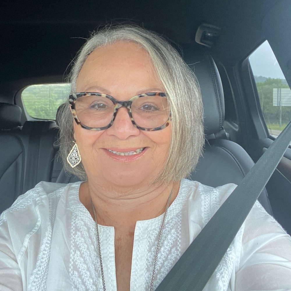 Meet your Posher, Marylou